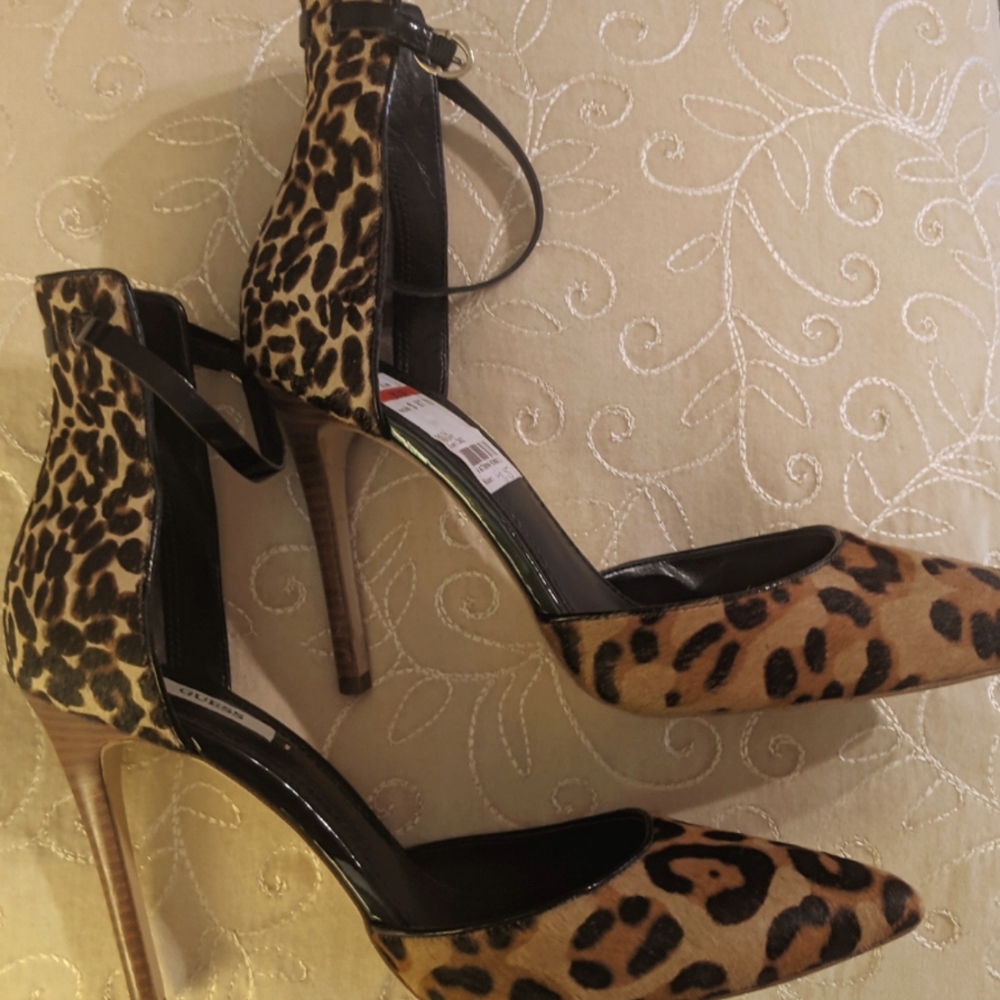 Guess Heels SZ 9.5